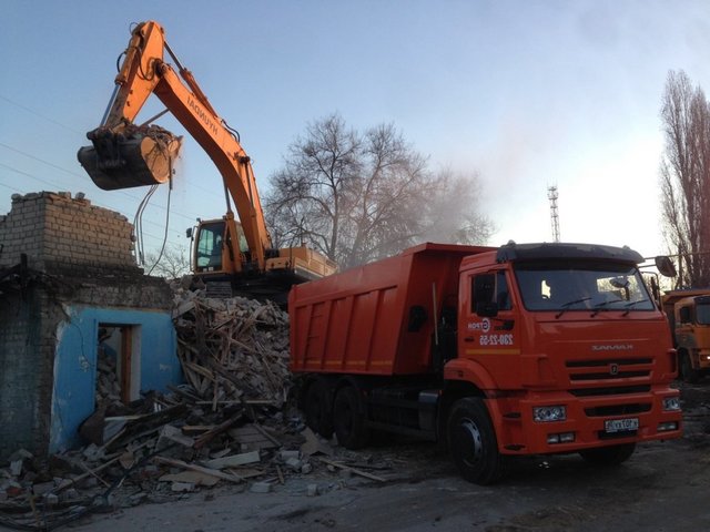 Вывоз строительного  мусора в Ялте