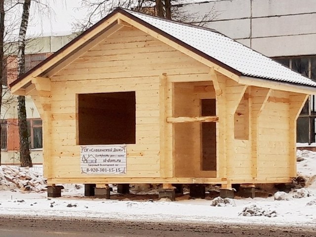 Специалисты СК «Славянский дом» профессионально и по доступной цене построят деревянный коттедж, дом, сруб бани, из профилированного бруса или оцилиндрованного бревна