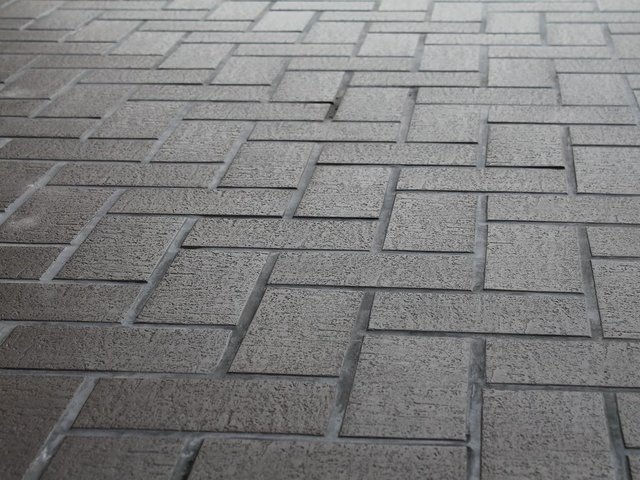 Плиты бетонные тротуарные вибропрессованные