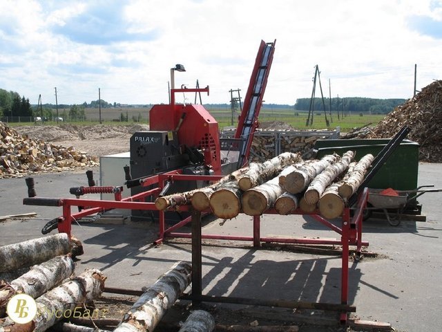 Машины для колки дров - дровоколы Palax (Финляндия).