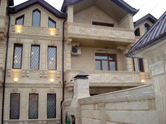 Оформление фасадов натуральным дагестанским камнем