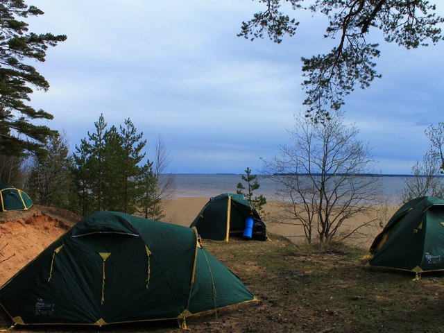 Прокат туристического снаряжения Череповец палатки спальники рюкзаки
