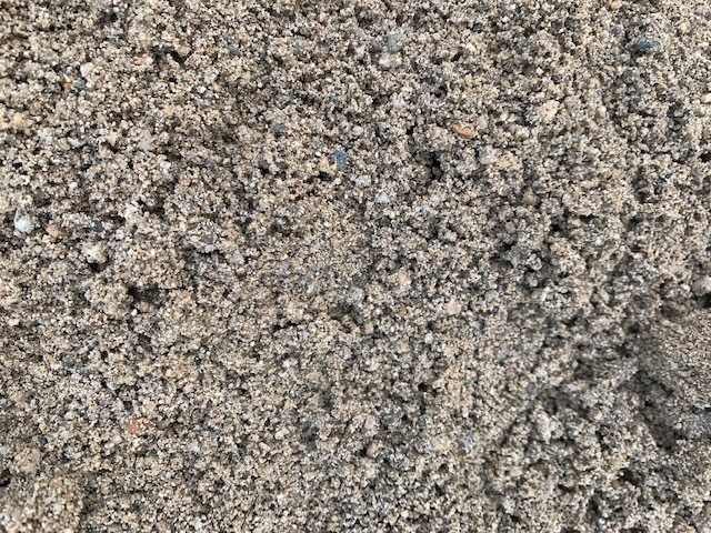 Крупнозернистый песок (0,5)