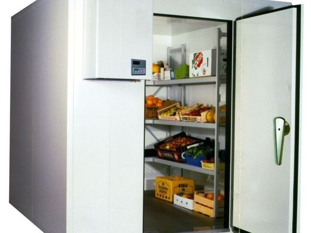 Холодильная камера. Объем 7-100м3. PIR120