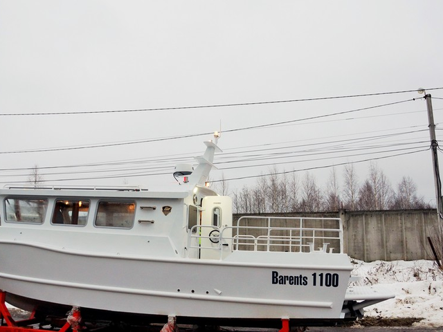 Морской водометный скоростной катер Баренц 1100