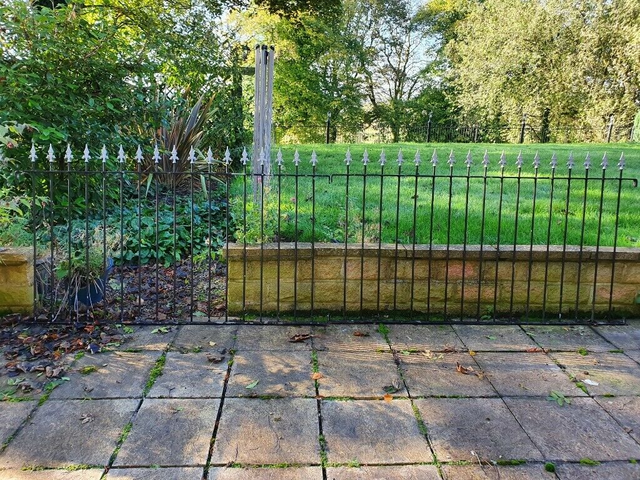 Garden gates and fencing