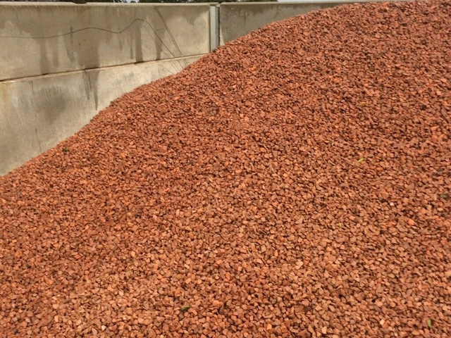 20 mm red garden and driveway chips/ stones/ gravel